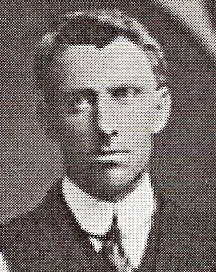 Photo of photos/Roderick McLennan b 1891 InvCB portrait